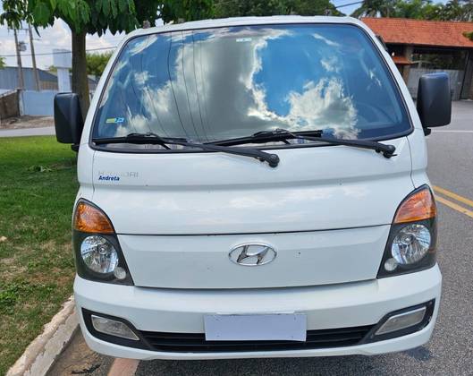 HYUNDAI HR 2.5 LONGO SEM CAÇAMBA 4X2 16V 130CV TURBO INTERCOOLER DIESEL 2P MANUAL